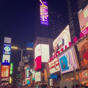 Meet your Posher, Cesar